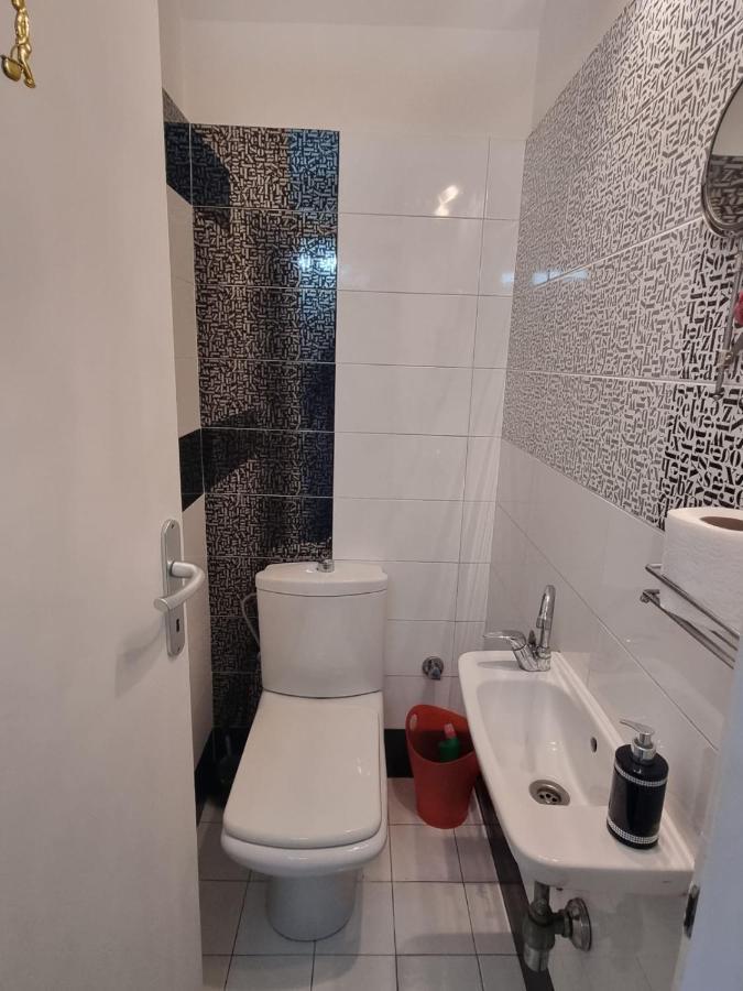 Hawaii- 2 Bdr, Arena, Sava Centar, Free Parking Apartment Beograd Ngoại thất bức ảnh