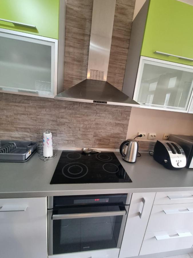 Hawaii- 2 Bdr, Arena, Sava Centar, Free Parking Apartment Beograd Ngoại thất bức ảnh